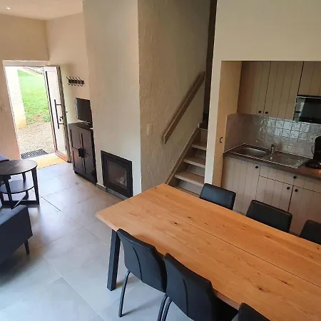 Modern Holiday In With Terrace Hébergement de vacances